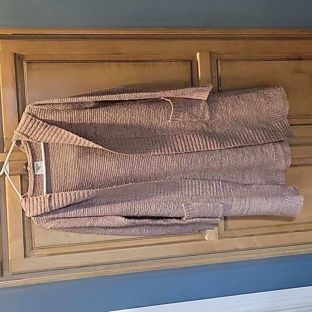 Cardigan/Sweater